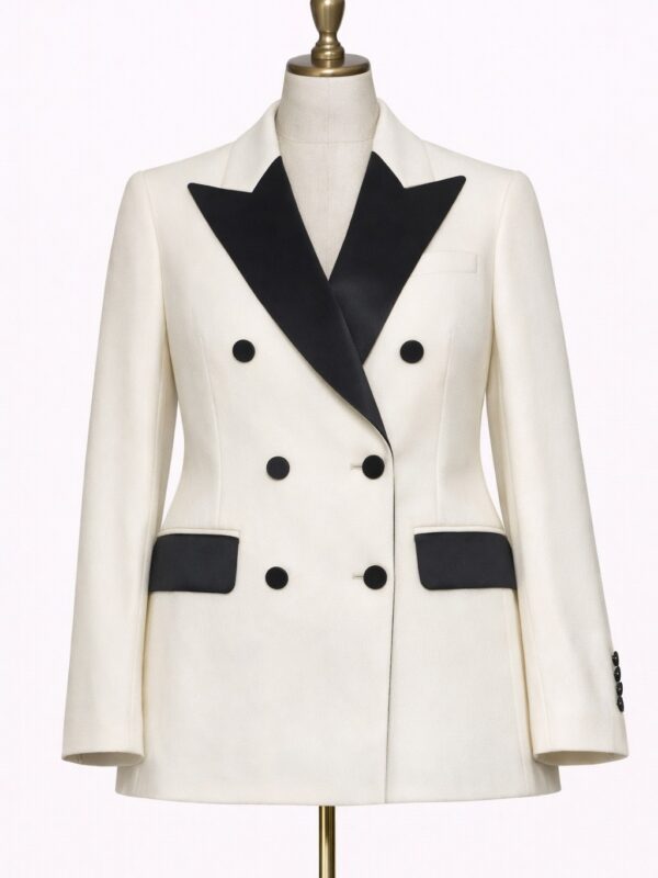 Blazer cruzado negro y crema